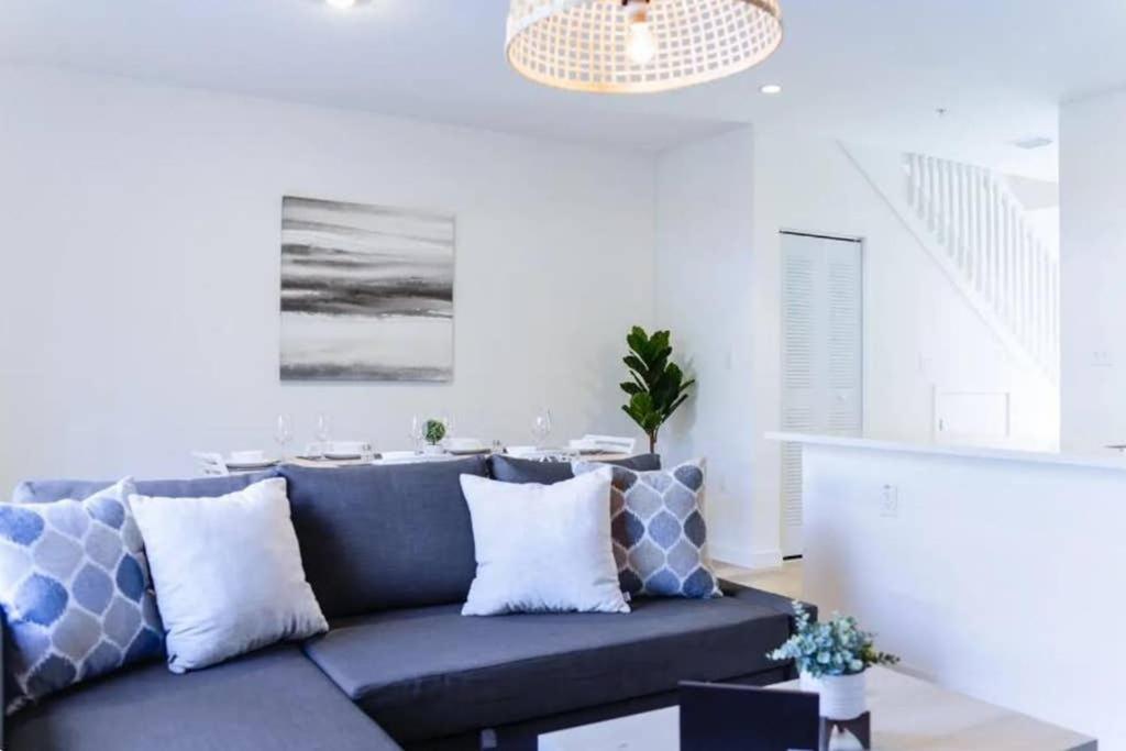 Outstanding Townhouse 18 Min From The Beach - Th2 Miami Buitenkant foto