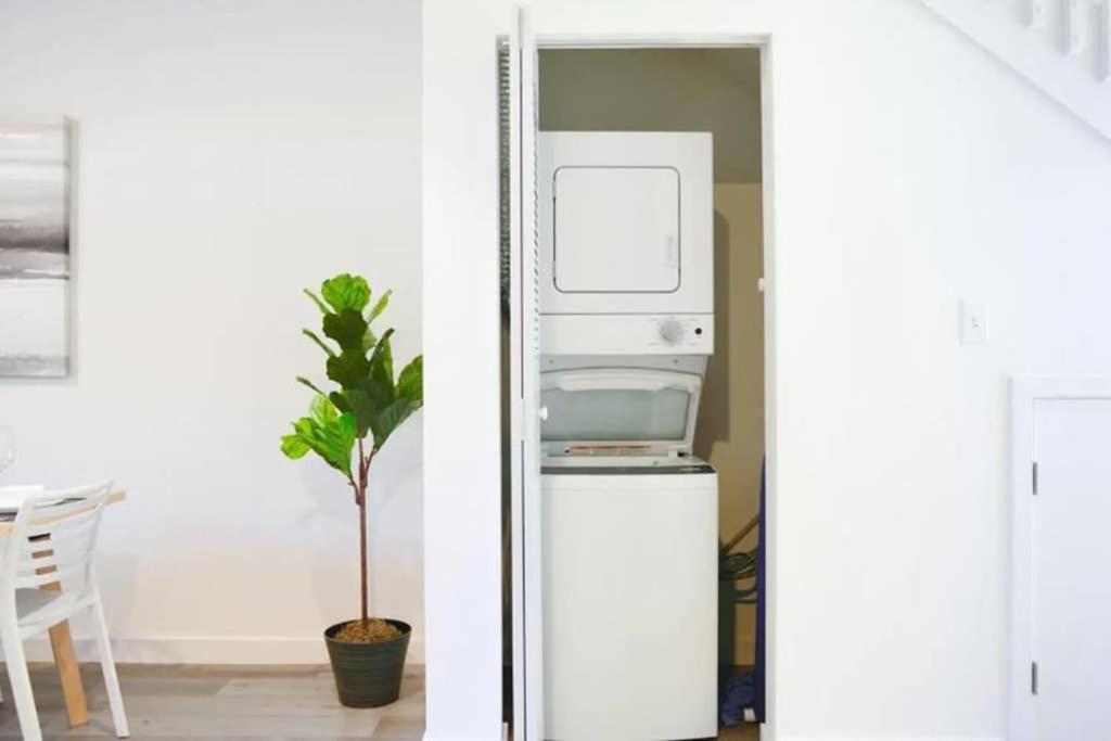 Outstanding Townhouse 18 Min From The Beach - Th2 Miami Buitenkant foto